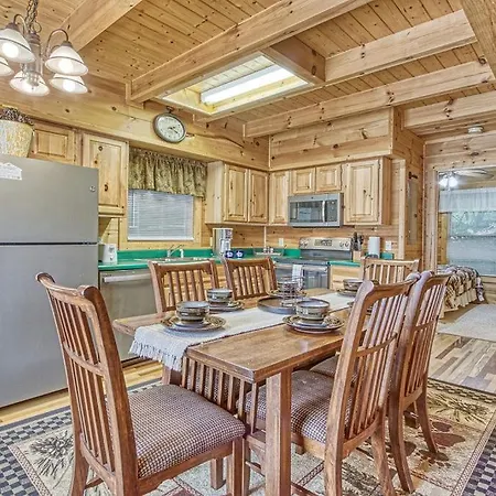 Smoky Mountain Gem Villa Gatlinburg Exterior photo